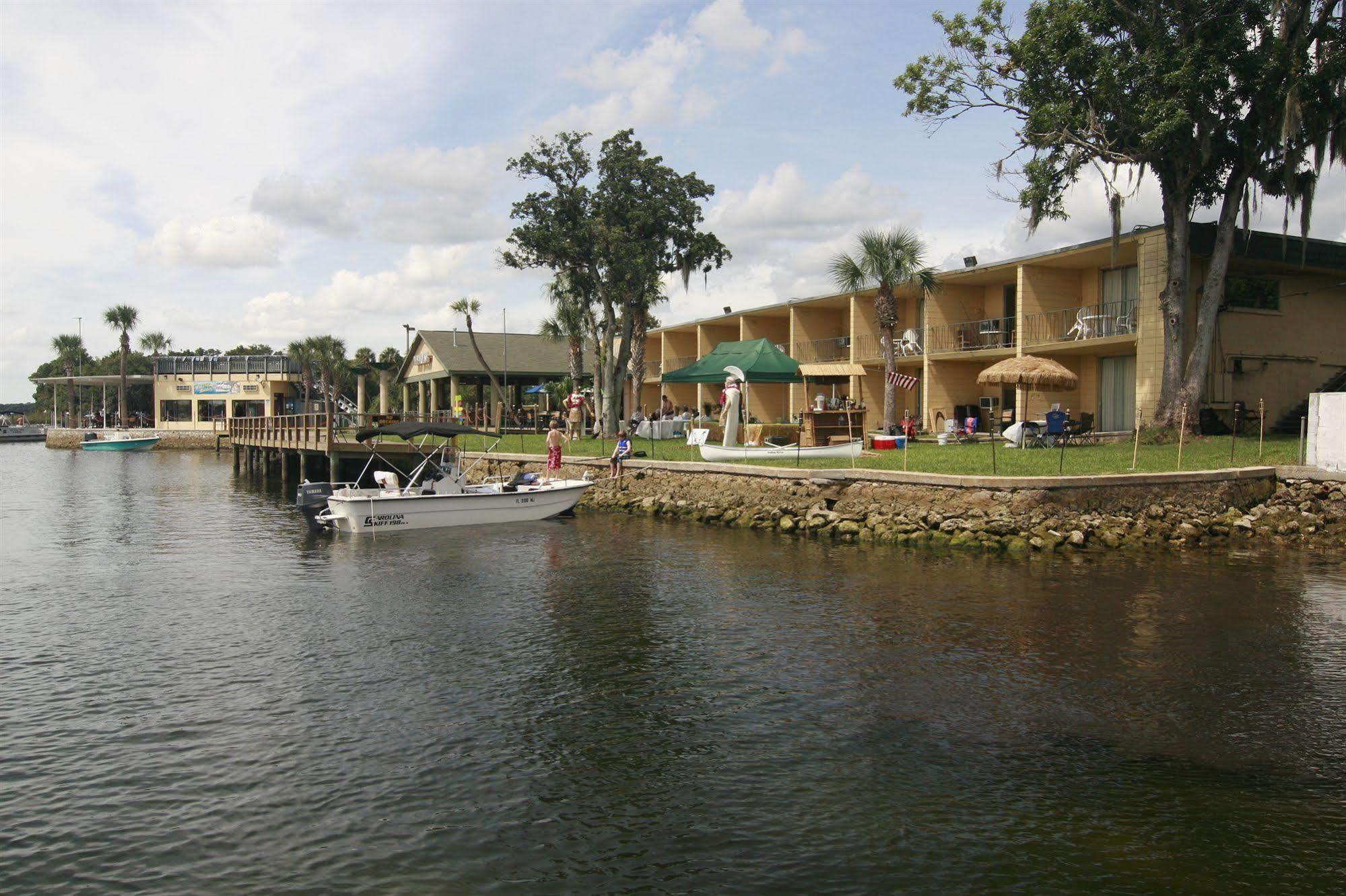 The Port Hotel And Marina Crystal River Eksteriør billede